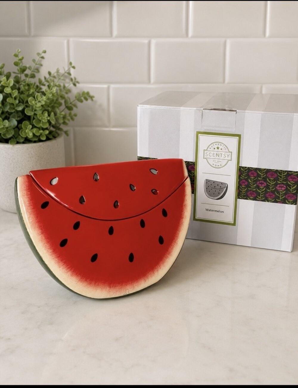 SCENTSY Watermelon Wax Warmer Full Size Electric